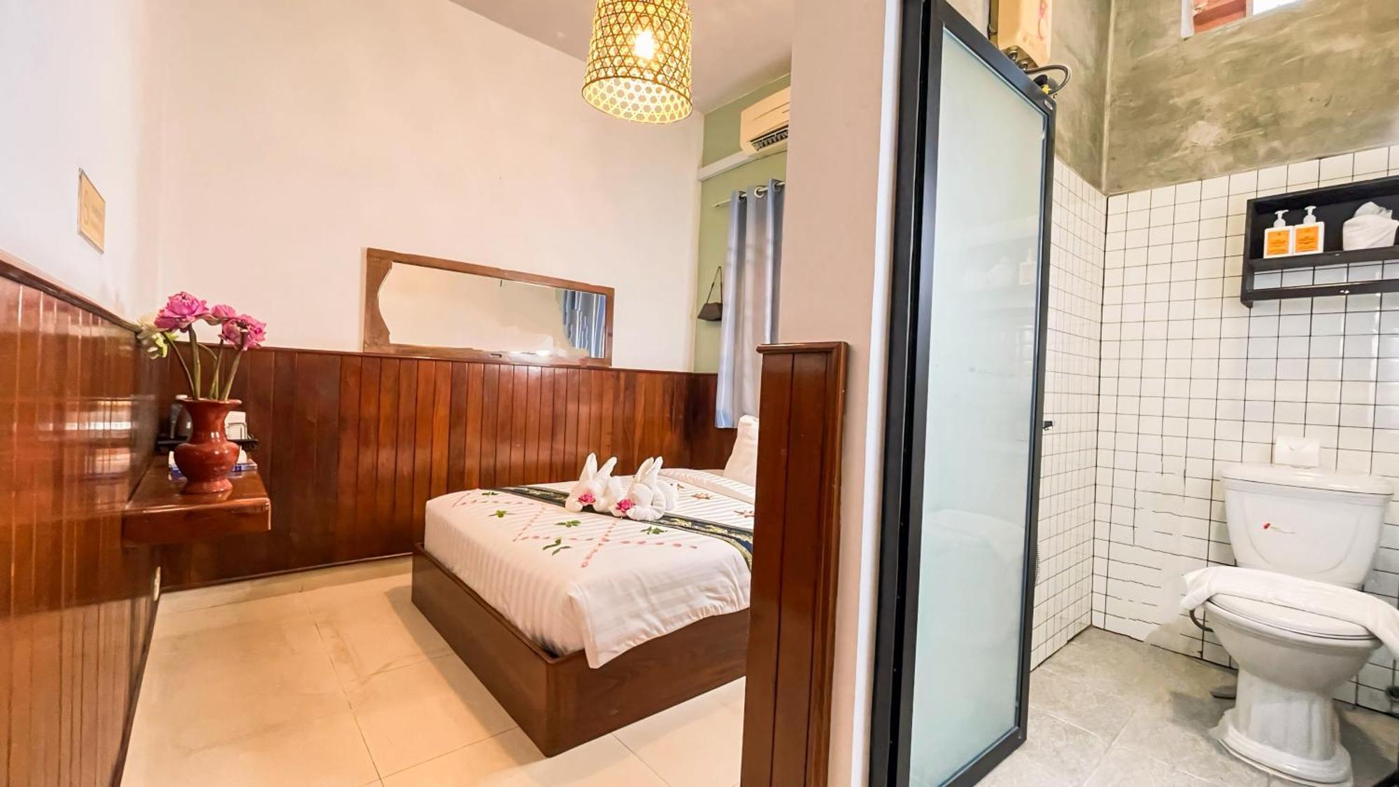 The Center Point Hotel Siem Reap Exterior photo