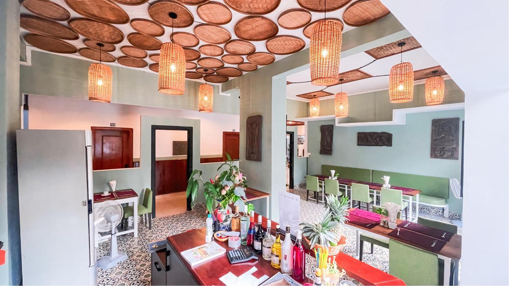 The Center Point Hotel Siem Reap Exterior photo
