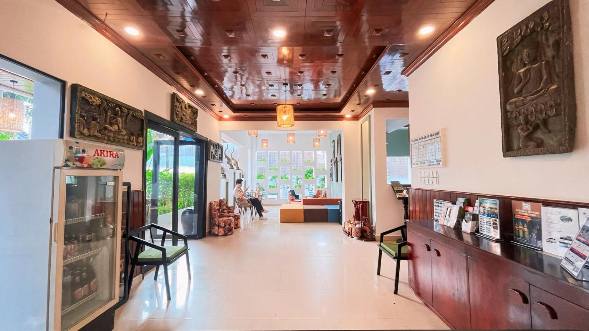 The Center Point Hotel Siem Reap Exterior photo